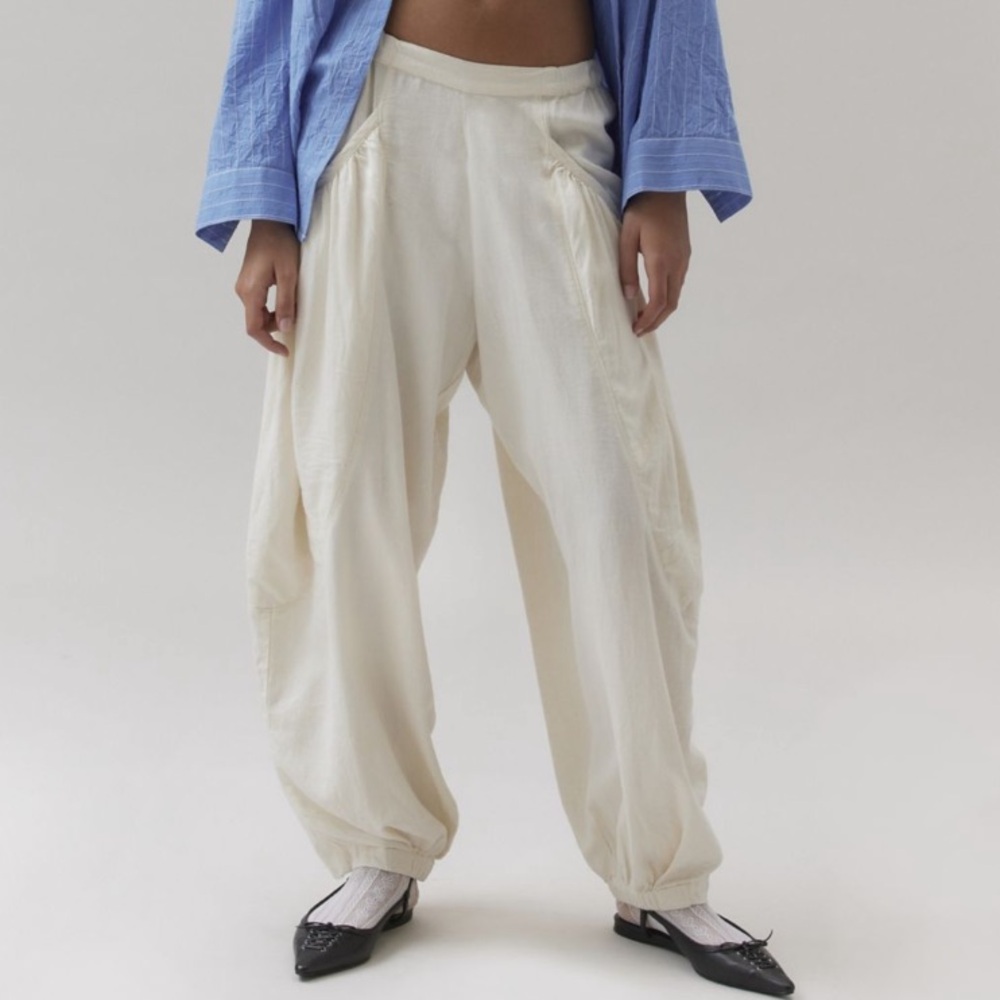 Ivory linen balloon pants UO size medium
